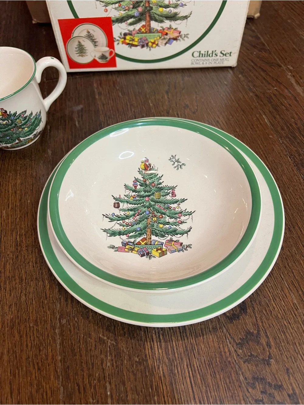 Spode Christmas Tree 3-Piece Tea Cup and Plate / Saucer Set Buffet Dinnerware